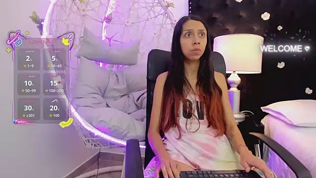 Snapshot of Goddess__Lilith chatting on 12, 11, 2025 Goddess Lilith online show from 12, 11, 2025