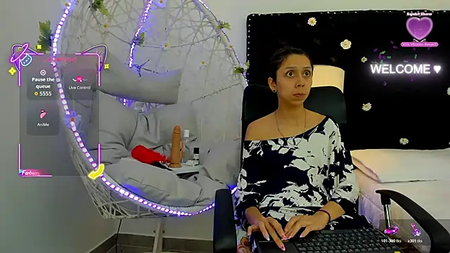 Snapshot of Goddess__Lilith chatting on 14, 11, 2025 Goddess Lilith online show from 14, 11, 2025