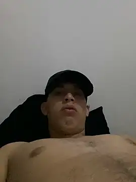 Snapshot of breiderxexiboys chatting on 20, 12, 2024 breiderxexiboys online show from 20, 12, 2024