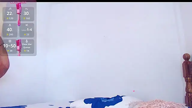 Snapshot of blondebitchlitle chatting on 28, 6, 2026 blondebitchlitle online show from 28, 6, 2026