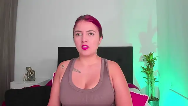 LaylaJewel online show from 13, 12, 2024