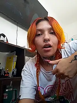 littledoll juicy online show from 3, 3, 2026