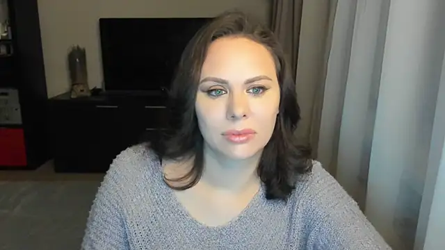 MollyCheiz online show from 5, 11, 2025