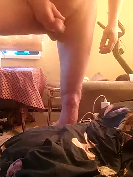 Snapshot of Osmon chatting on 5, 3, 2025 Osmon online show from 5, 3, 2025