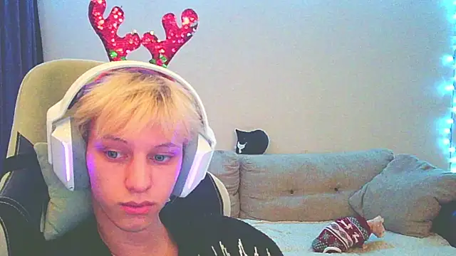 Snapshot of Ostin_meow chatting on 11, 12, 2024 Ostin meow online show from 11, 12, 2024