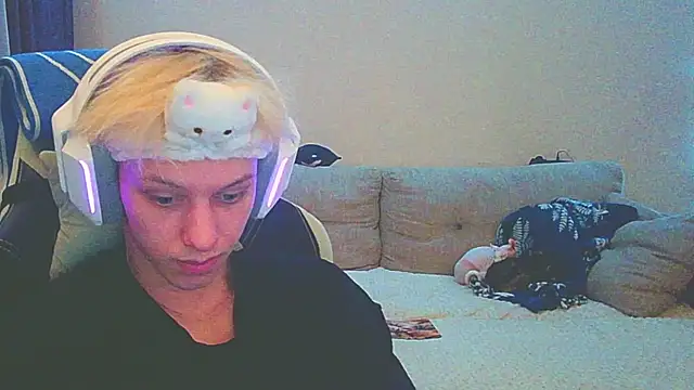 Snapshot of Ostin_meow chatting on 14, 12, 2024 Ostin meow online show from 14, 12, 2024