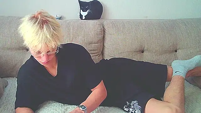 Snapshot of Ostin_meow chatting on 15, 12, 2024 Ostin meow online show from 15, 12, 2024