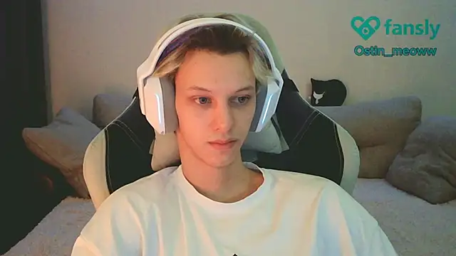 Snapshot of Ostin_meow chatting on 19, 1, 2025 Ostin meow online show from 19, 1, 2025