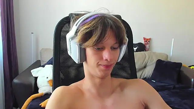 Snapshot of Ostin_meow chatting on 19, 9, 2025 Ostin meow online show from 19, 9, 2025