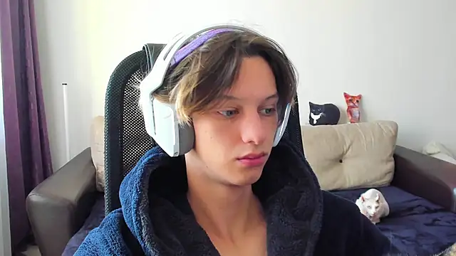 Snapshot of Ostin_meow chatting on 17, 10, 2025 Ostin meow online show from 17, 10, 2025