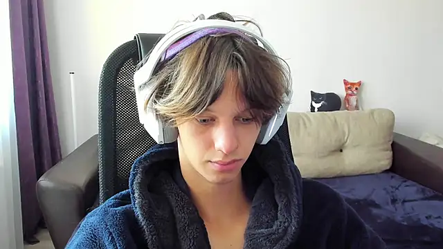 Snapshot of Ostin_meow chatting on 19, 10, 2025 Ostin meow online show from 19, 10, 2025