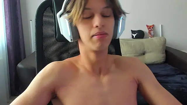 Snapshot of Ostin_meow chatting on 23, 10, 2025 Ostin meow online show from 23, 10, 2025