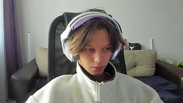 Snapshot of Ostin_meow chatting on 6, 11, 2025 Ostin meow online show from 6, 11, 2025