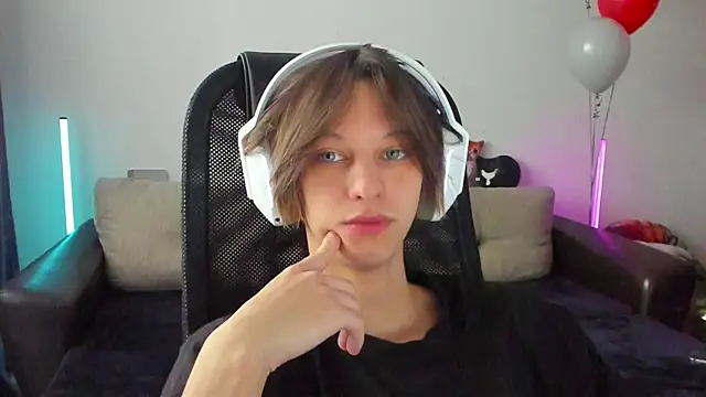 Snapshot of Ostin_meow chatting on 13, 1, 2026 Ostin meow online show from 13, 1, 2026