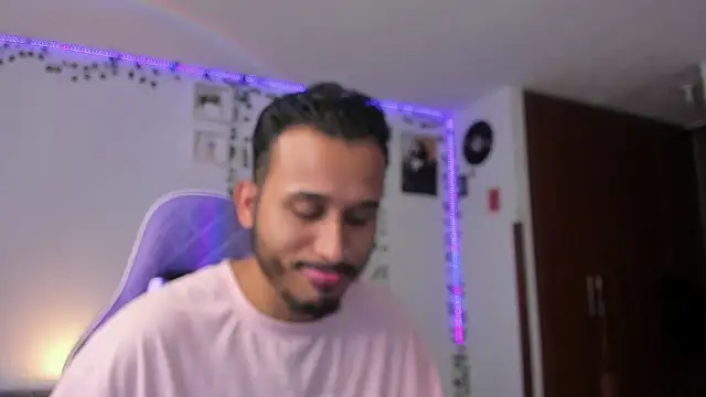 Raf brunette online show from 16, 1, 2025