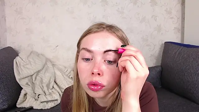 sofiaa here online show from 15, 5, 2026
