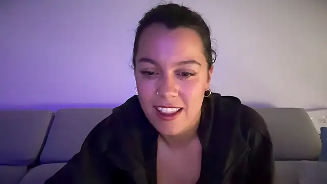Snapshot of AmaraBella69 chatting on 21, 10, 2025 AmaraBella69 online show from 21, 10, 2025