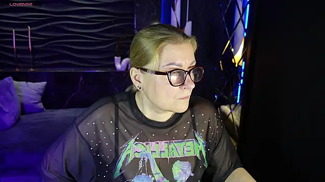 AlexandraKind online show from 19, 2, 2025