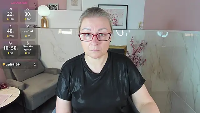 AlexandraKind online show from 12, 9, 2025