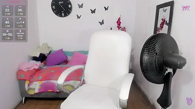 elly willis online show from 21, 4, 2026