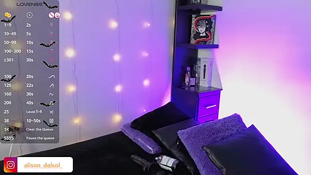 Alisson Wynter online show from 20, 12, 2025