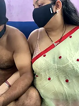 Snapshot of vinky05 chatting on 11, 9, 2025 vinky05 online show from 11, 9, 2025