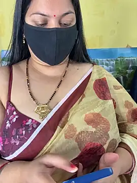 Snapshot of vinky05 chatting on 17, 11, 2025 vinky05 online show from 17, 11, 2025