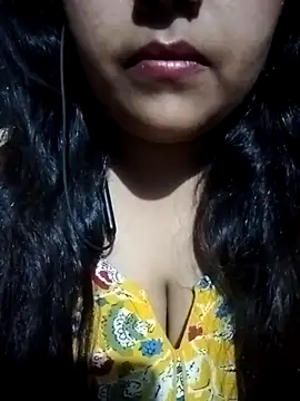 Snapshot of Love-Veronica chatting on 2, 3, 2026 Love-Veronica online show from 2, 3, 2026