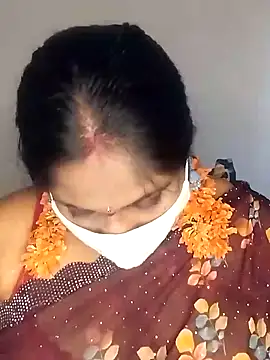 Sexy Radhikaa online show from 2, 3, 2025