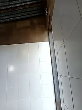 laura arias018 online show from 4, 2, 2026