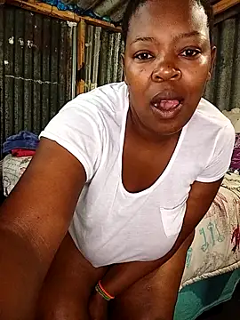 curvyloneah75 online show from 25, 9, 2025