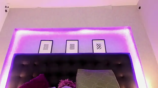 MeleekXXX  online show from 22, 1, 2025