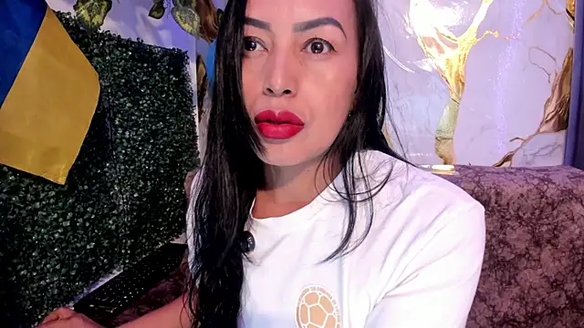 Snapshot of MeleekXXX_ chatting on 3, 7, 2026 MeleekXXX online show from 3, 7, 2026