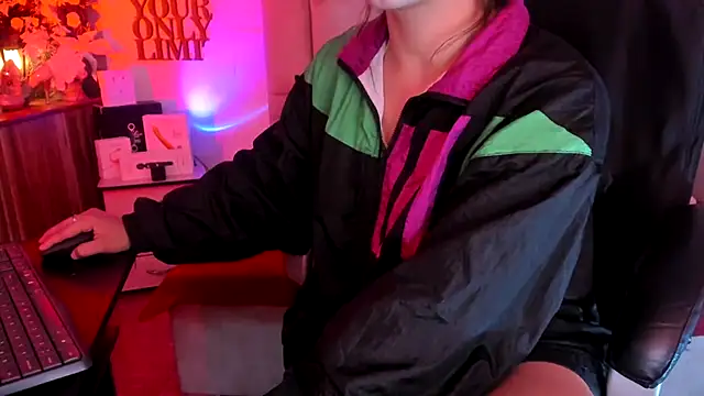 Snapshot of natacha__black_ chatting on 23, 2, 2025 natacha black online show from 23, 2, 2025