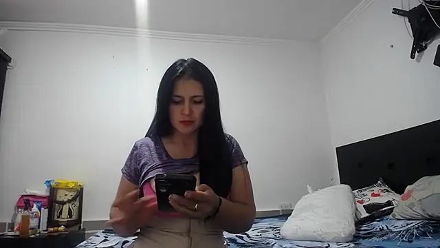 princehermosa44 online show from 19, 2, 2026