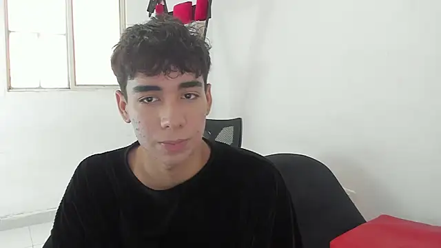 Harry LatinBoy online show from 3, 3, 2025