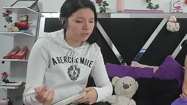 abby eemily online show from 27, 9, 2025