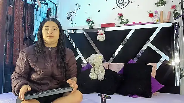 abby eemily online show from 5, 12, 2025