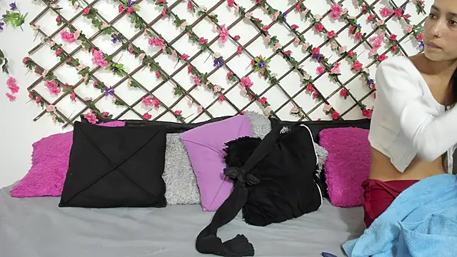 thedream girls online show from 10, 2, 2025