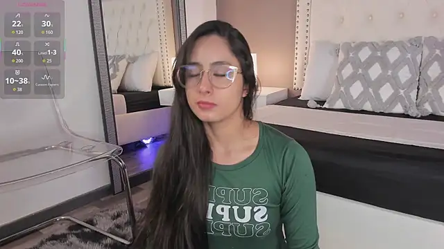 Snapshot of Julia_Martinez_ chatting on 24, 6, 2026 Julia Martinez online show from 24, 6, 2026