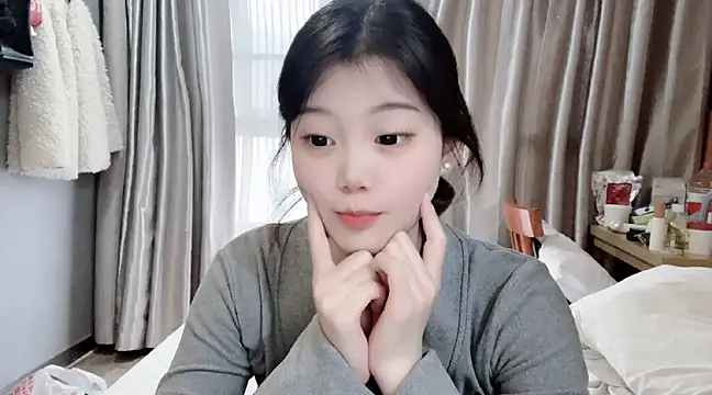 yangyang-1115 online show from 10, 2, 2025