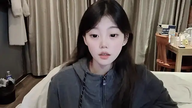 yangyang-1115 online show from 20, 2, 2025