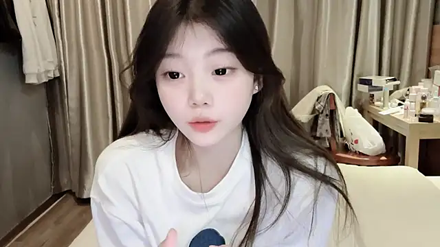 yangyang-1115 online show from 5, 3, 2025