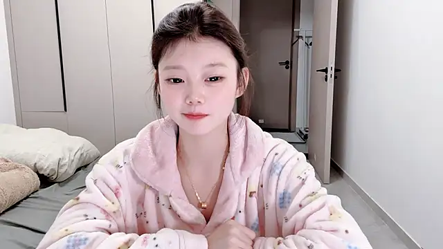 yangyang-1115 online show from 15, 10, 2025