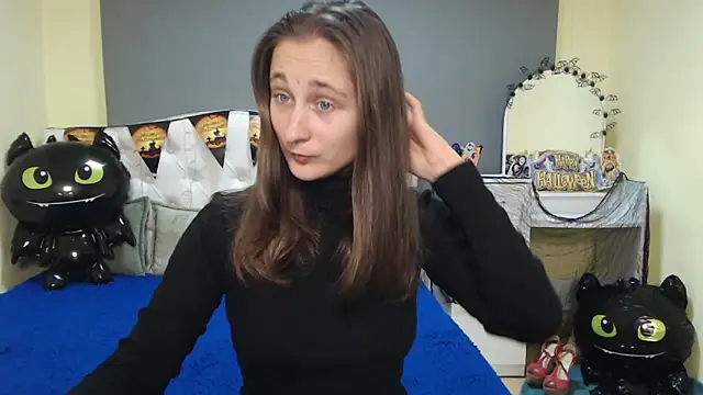 MichelLeee online show from 27, 10, 2025