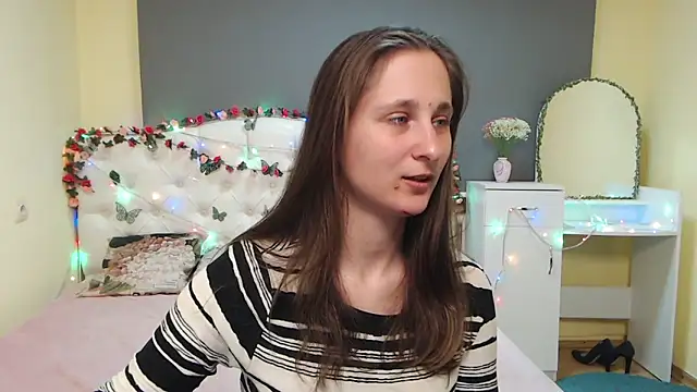 MichelLeee online show from 26, 3, 2026