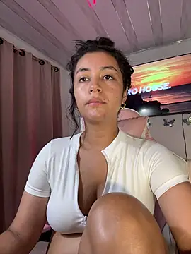 Snapshot of Lady_Rey chatting on 23, 6, 2026 Lady Rey online show from 23, 6, 2026