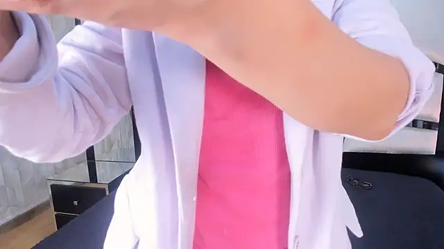 AriannaRussell  online show from 11, 2, 2025