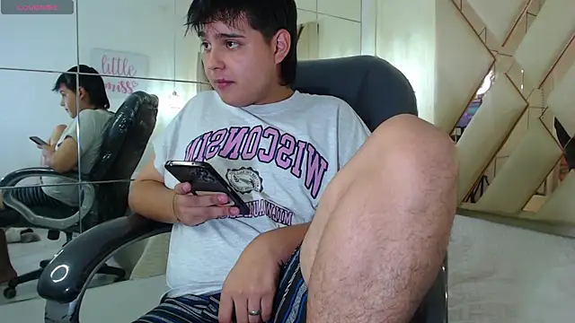 Snapshot of AndrewPherson chatting on 23, 1, 2025 AndrewPherson online show from 23, 1, 2025