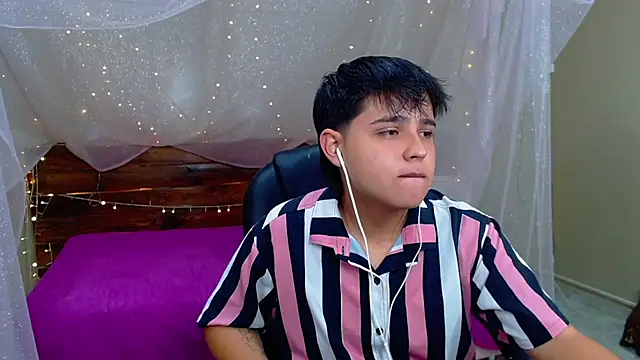 Snapshot of AndrewPherson chatting on 13, 3, 2025 AndrewPherson online show from 13, 3, 2025